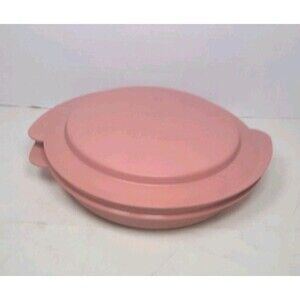 Tupperware Dusty Rose 2 Piece Set plate/lid 2525A-2 & 2526A-1
